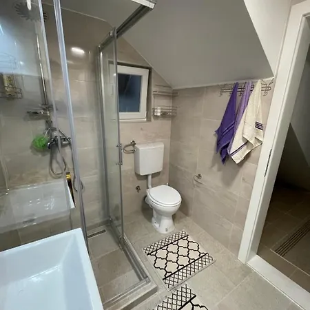 - Kovaci Apartment *